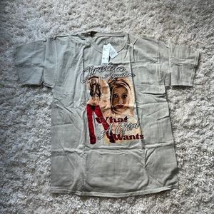 Urban Outfitters - Oversized Graphic Tee - Christina Aguilera